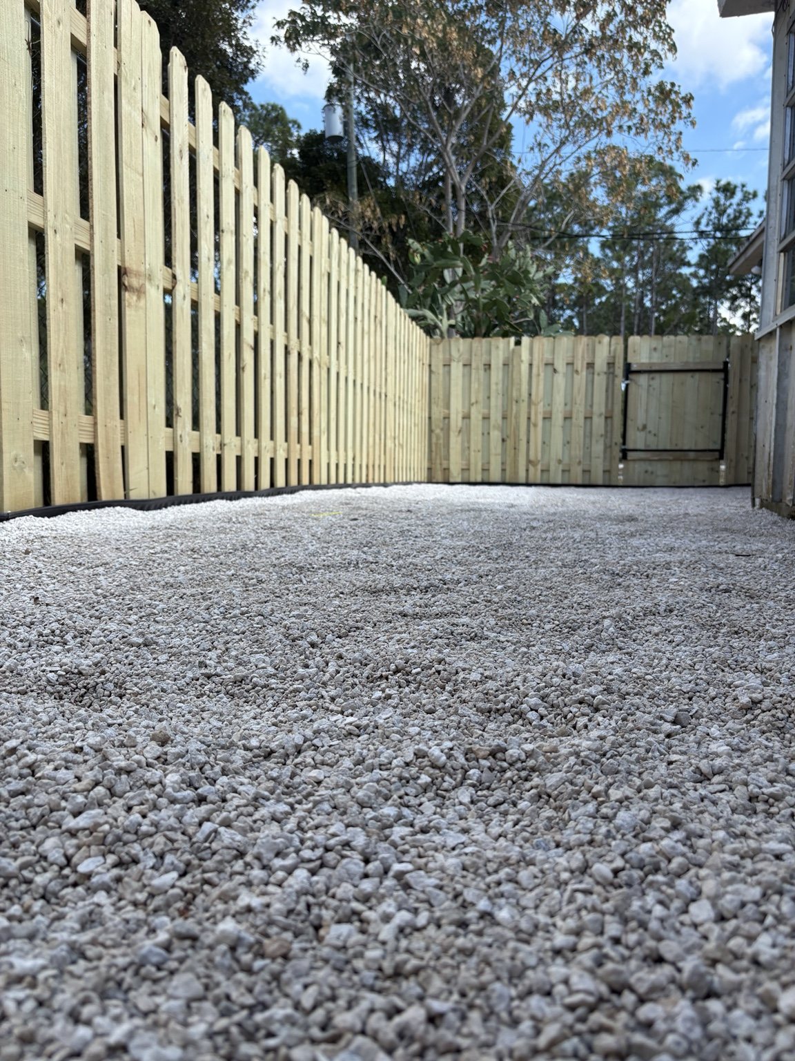 Pavers, travertine & pool deck work