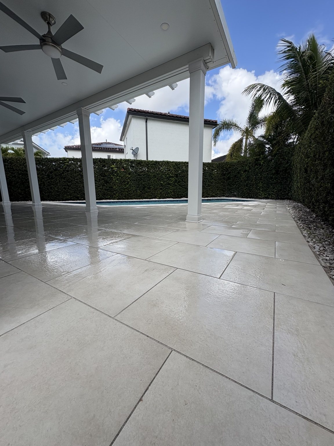 Pavers, travertine & pool deck work