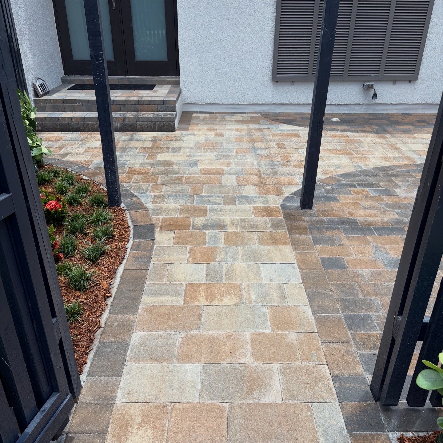 Pavers, travertine & pool deck work
